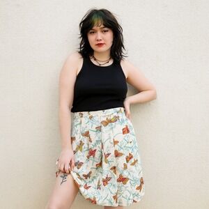 Vintage Butterfly Print Shirt Womens XS Cream Floral Pleated Boho Preppy